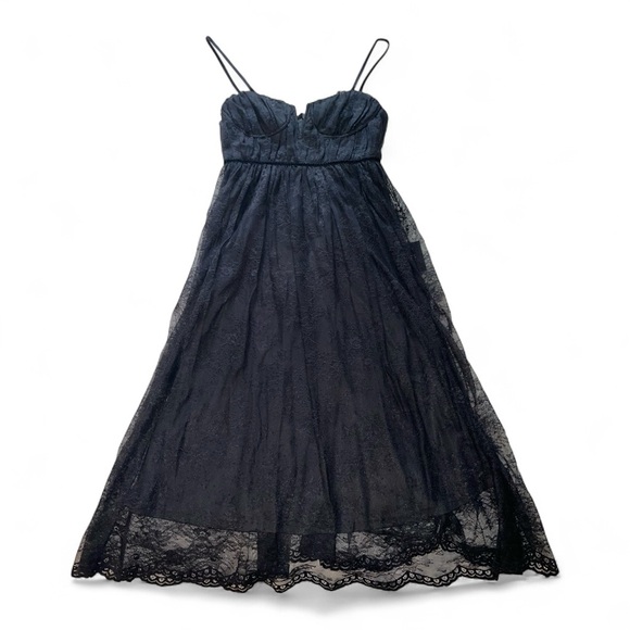 Lulus Dresses & Skirts - Lulus Black Strapless‎ Lace Dress